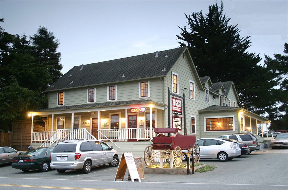 Valley Ford Hotel Exteriér fotografie